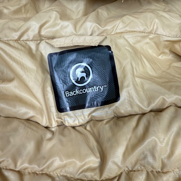Backcountry Teo Goose Down Jacket Women's Coat Color Pika/Gold Medium - Picture 8 of 12
